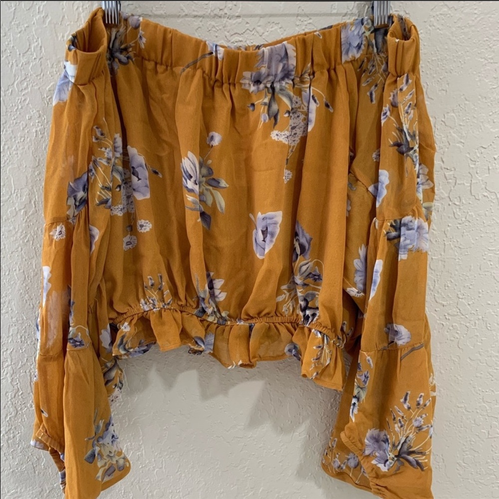 NWT Off the shoulder floral blouse with sleeves